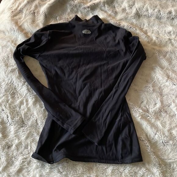 Black Cold Gear Under Armour Base Layer Shirt Winter Snow Skiing Compression - Picture 3 of 3